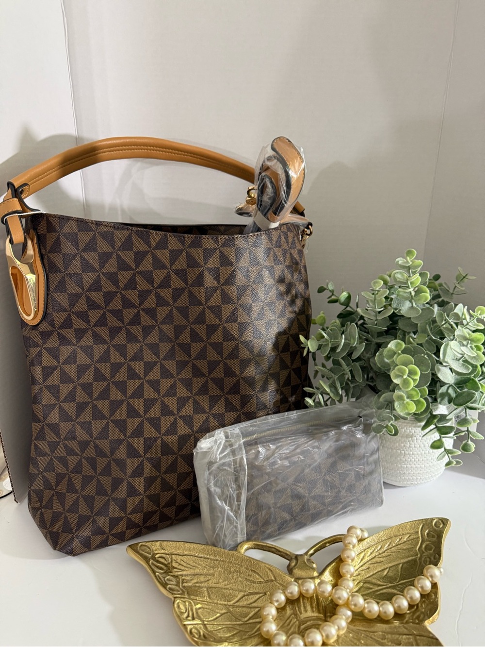 Brown Geometric Tote Bag with Tan Handles - Unbranded